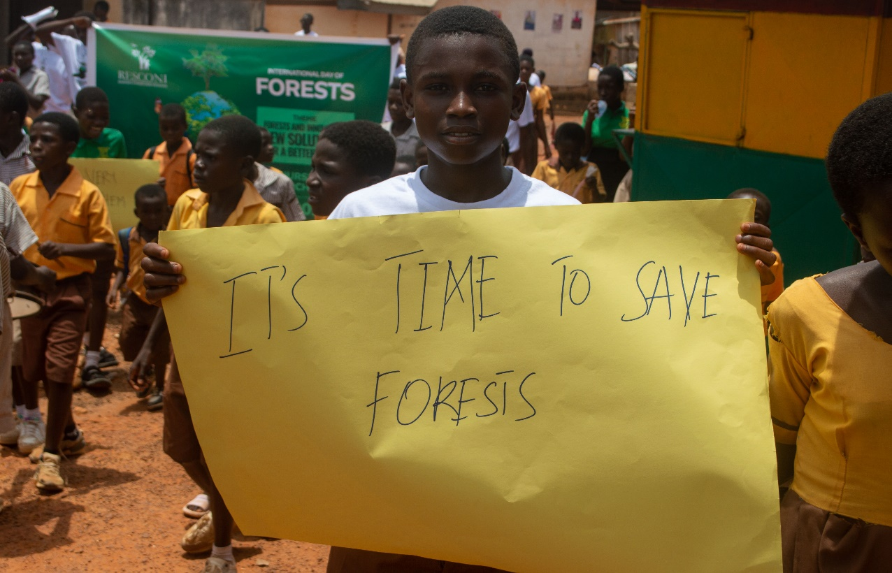 Atwima Mponua: RESCONI commemorates International Day of Forests at Anwiafutu D/A Basic School.